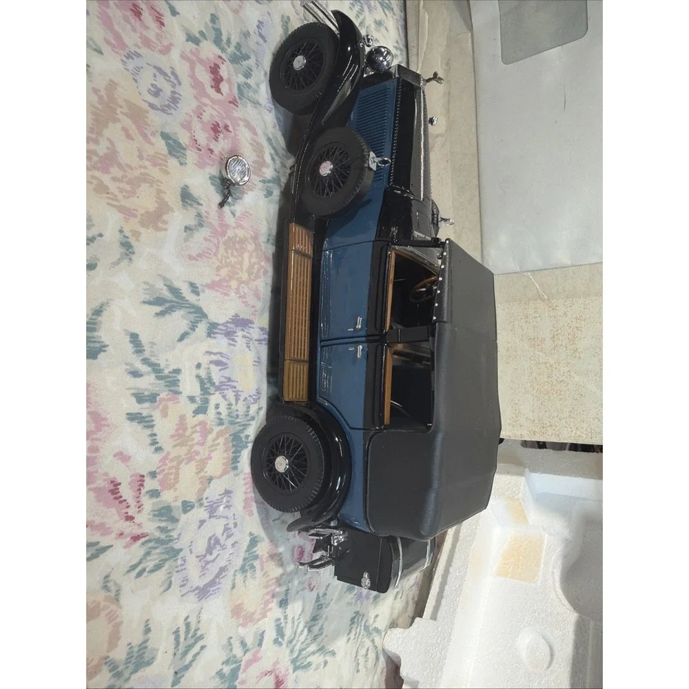 Franklin Mint 1929 Rolls-Royce Phantom 1:24 Diecast Blue/bla With Mailer Box